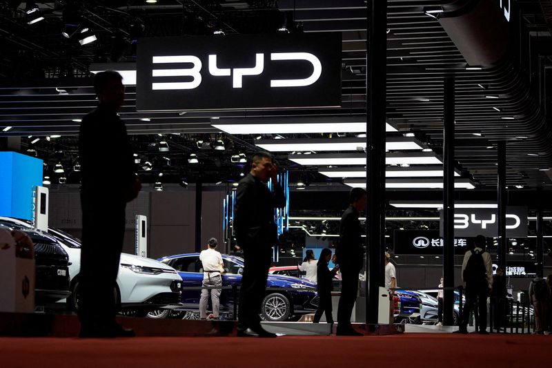 Electric vehicle maker BYD has bought the Chinese manufacturing unit of US company Jabil for $2.2 billion