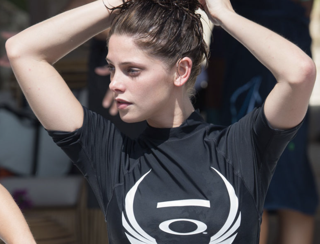Ashley Greene’s Postpartum Fitness Journey: A New Chapter Unveiled in Opening a Fitness Studio with Husband Paul